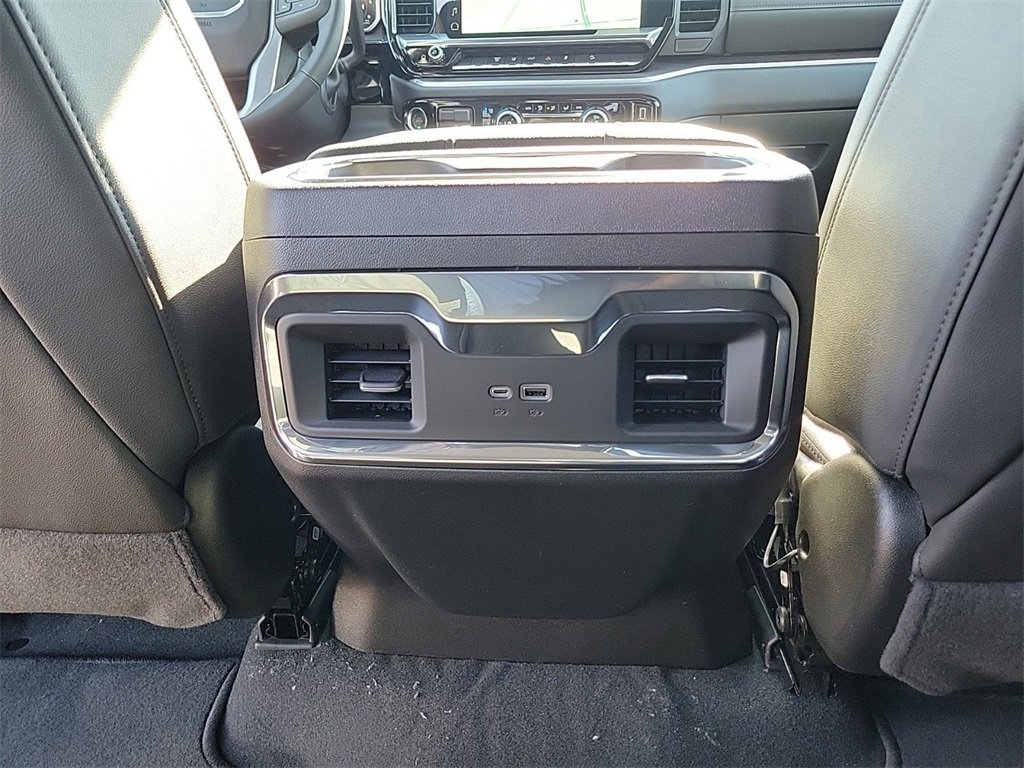 New 2026 GMC Sierra 2500 SLT w/ SLT Convenience Package image 10
