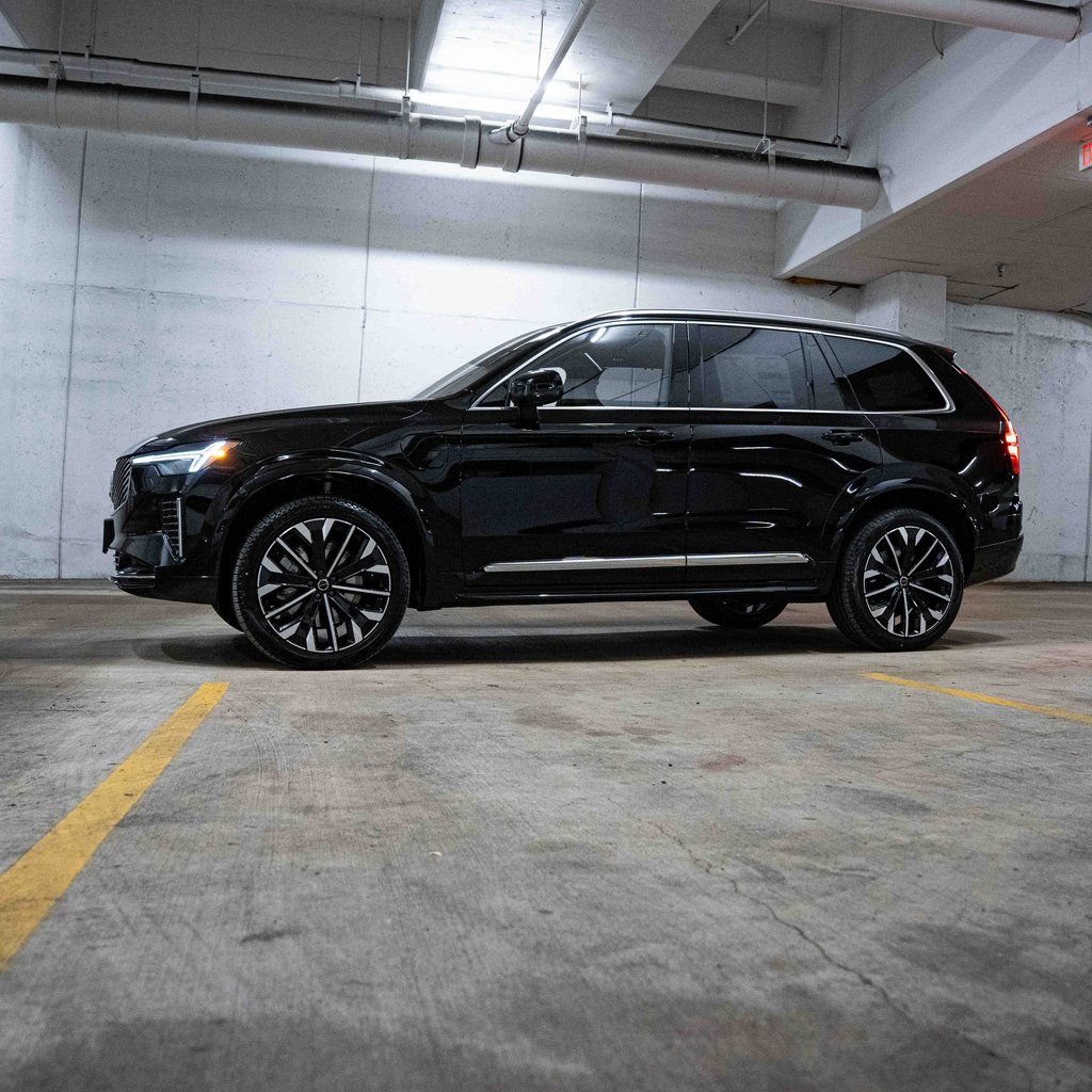 New 2026 Volvo XC90 T8 Ultra w/ Protection Package Premier AWD/4WD image 3