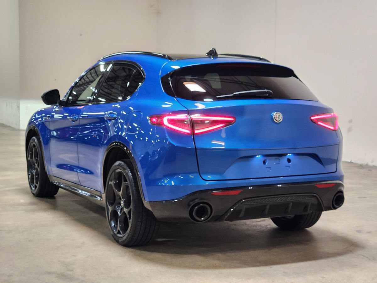 Used 2024 Alfa Romeo Stelvio Veloce AWD/4WD image 6