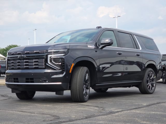 New 2026 Chevrolet Suburban High Country AWD/4WD image 15
