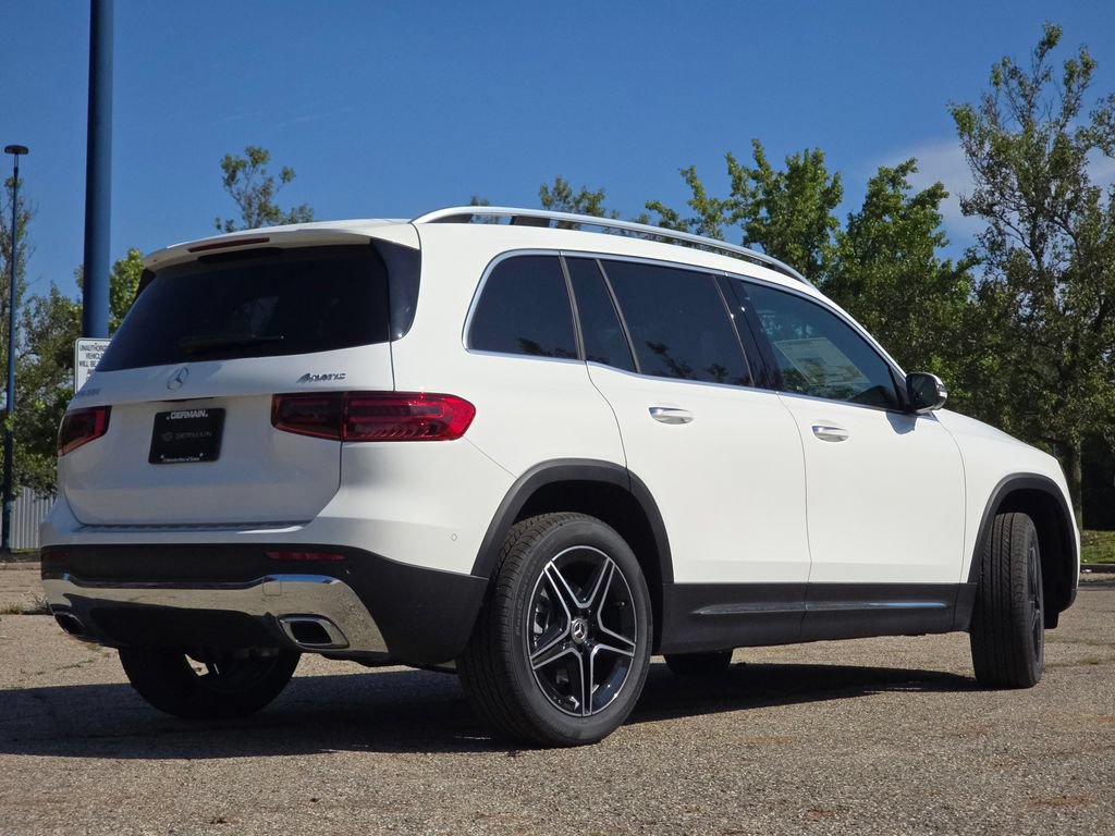 New 2026 Mercedes-Benz GLB 250 4MATIC image 14