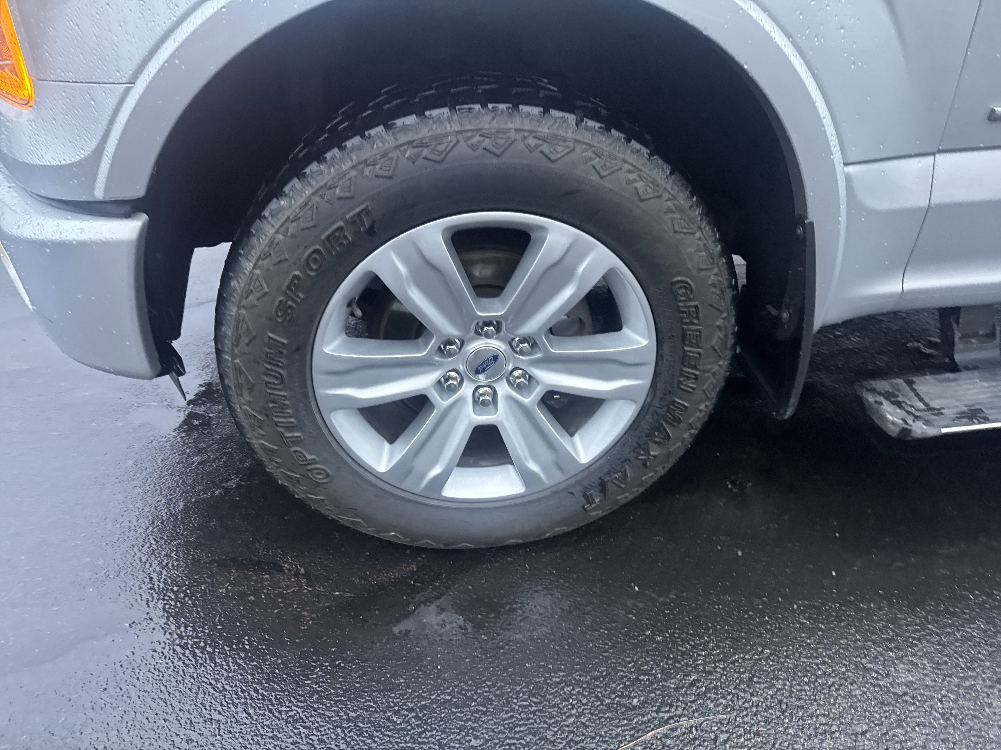 Used 2016 Ford F150 Platinum w/ Trailer Tow Package image 11