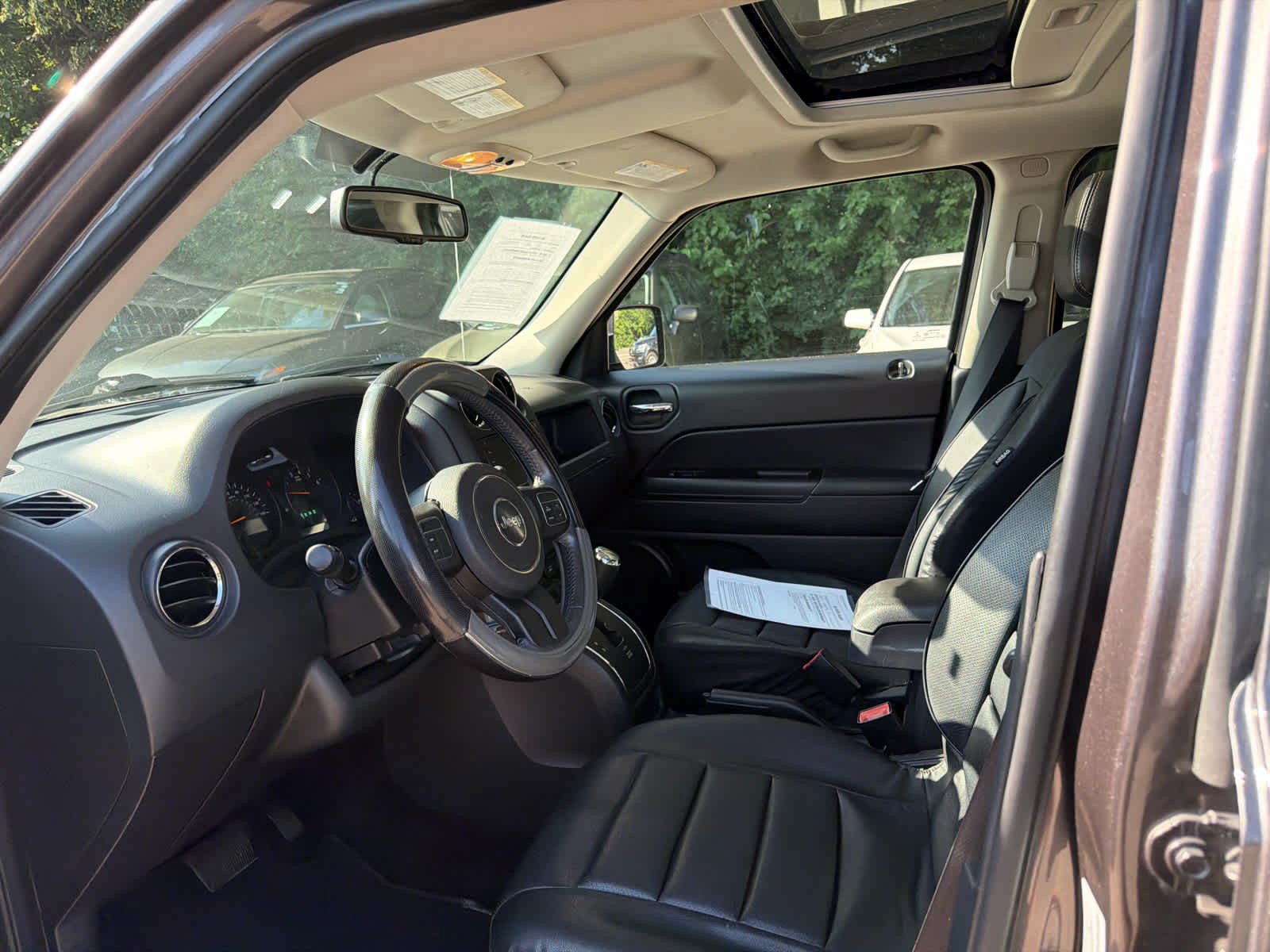 Used 2015 Jeep Patriot 4WD image 5