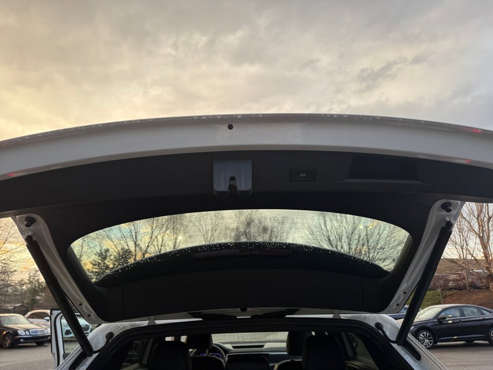 Used 2021 Volkswagen Atlas Cross Sport SEL image 18