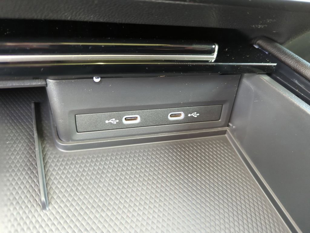 New 2026 Volkswagen Atlas SE image 38