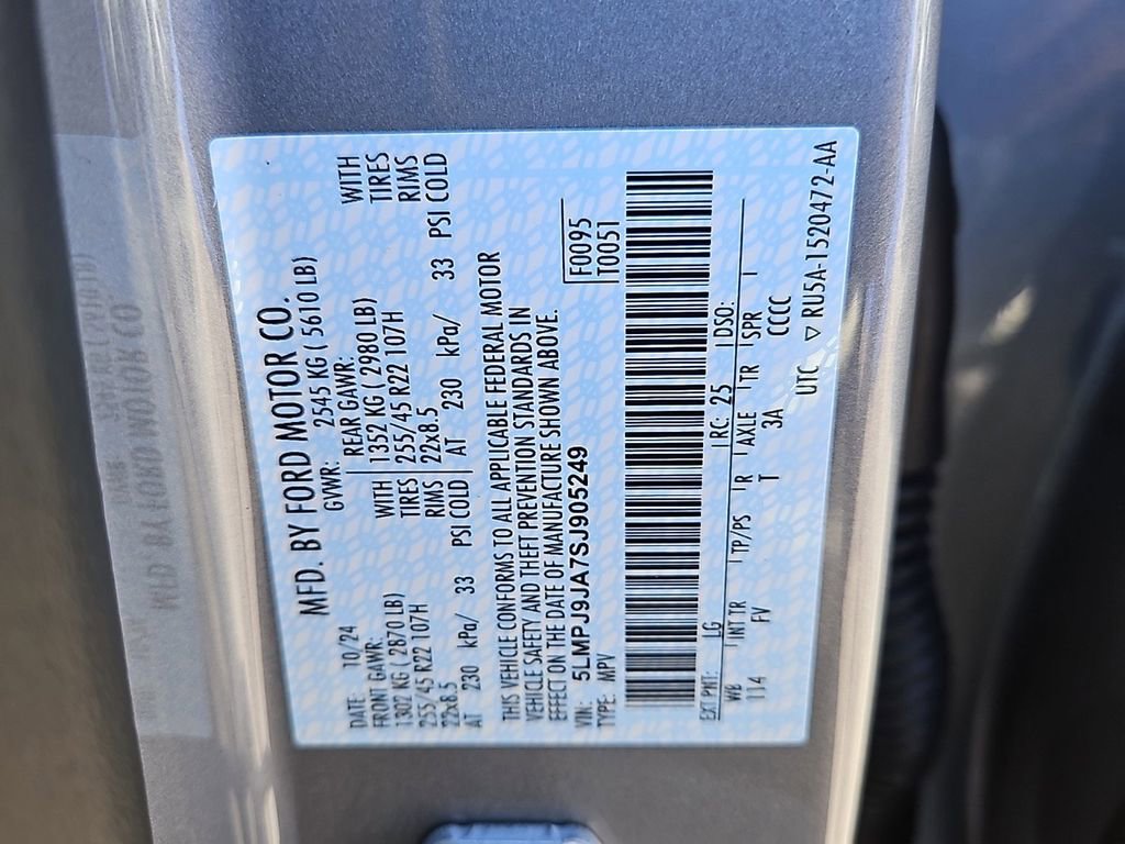 New 2025 Lincoln Nautilus Black Label AWD/4WD image 32