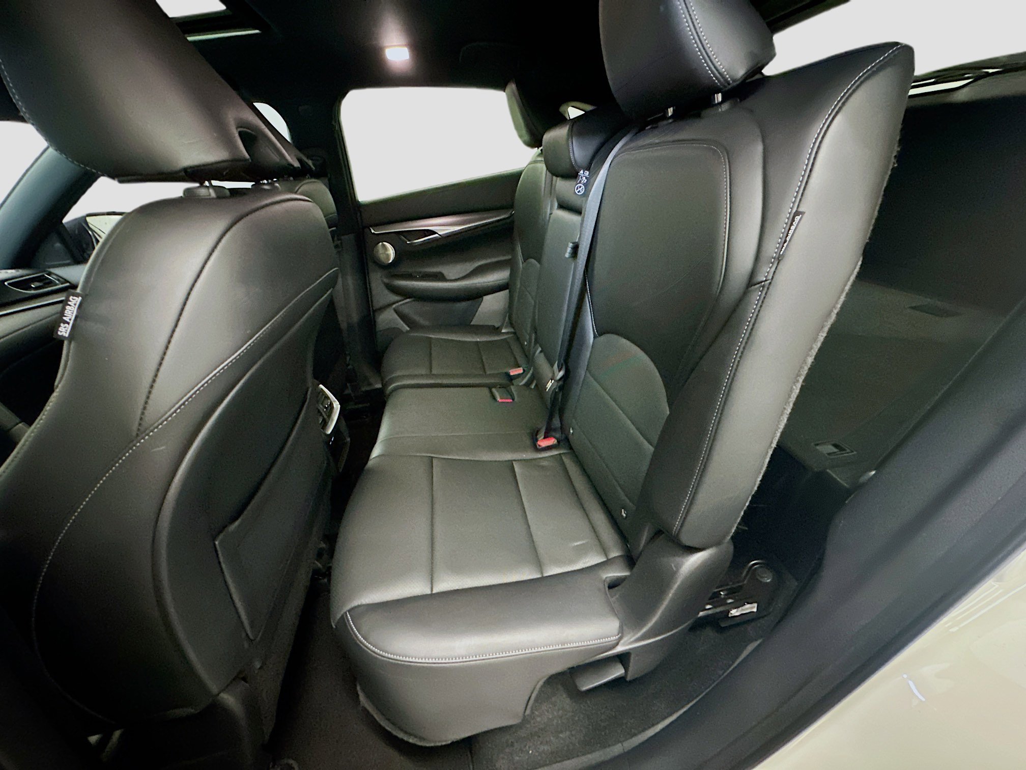 Used 2023 INFINITI QX55 Essential image 30