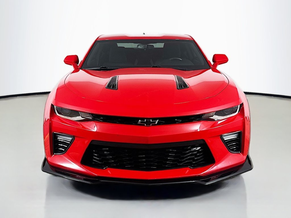 Used 2016 Chevrolet Camaro SS RWD image 2
