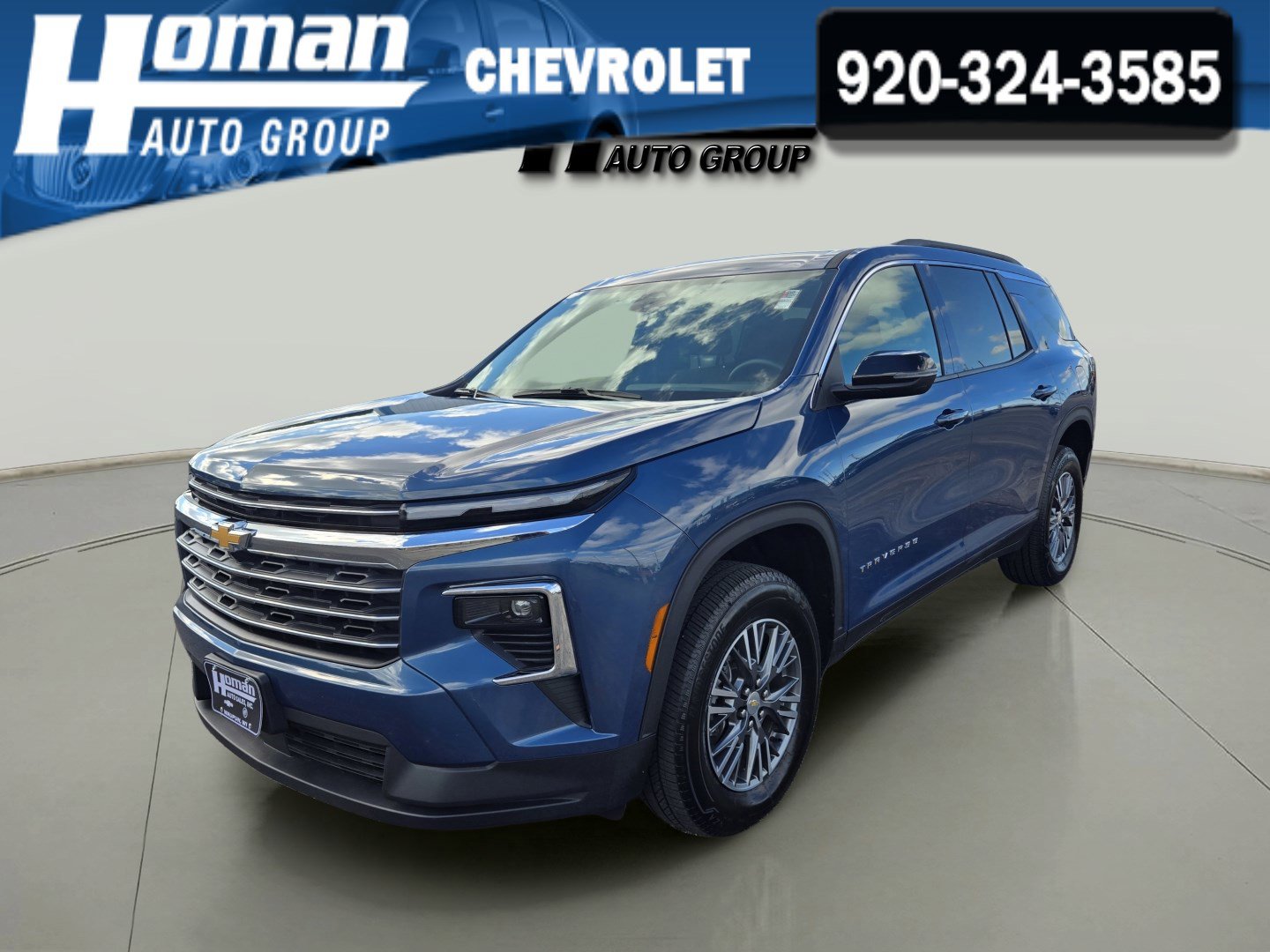 Used 2025 Chevrolet Traverse LT