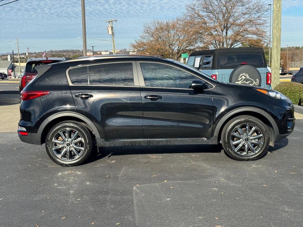 Used 2022 Kia Sportage Nightfall Edition w/ Nighfall AWD Premium Package image 2