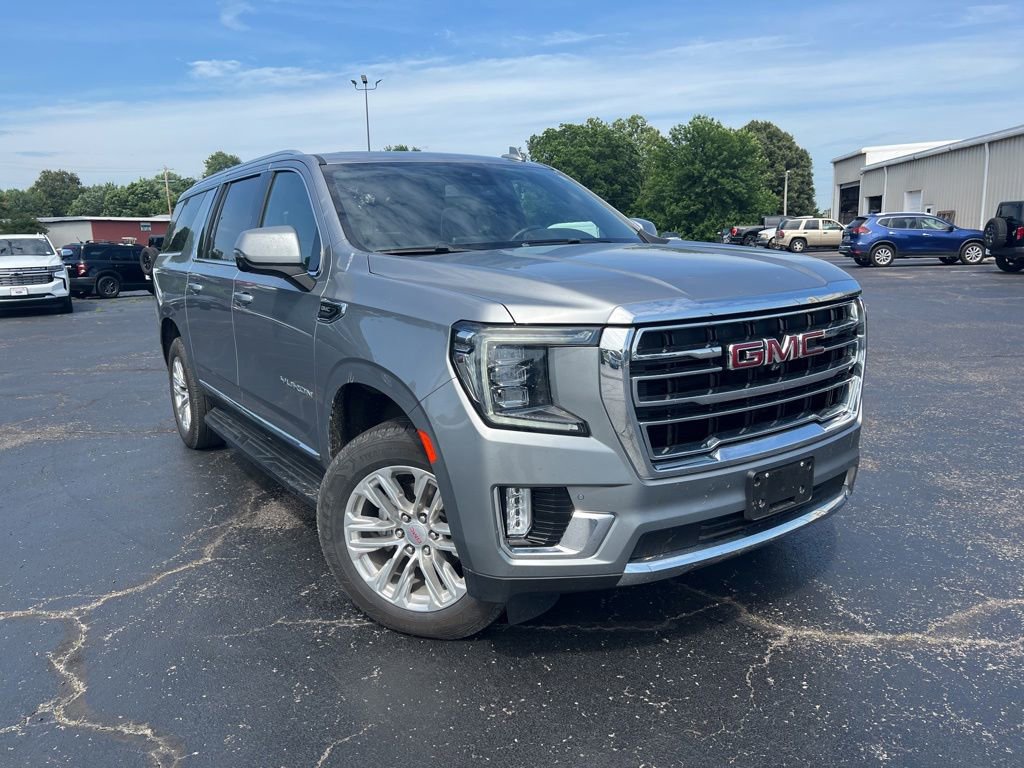 Used 2023 GMC Yukon XL SLT w/ SLT Premium Package AWD/4WD image 1