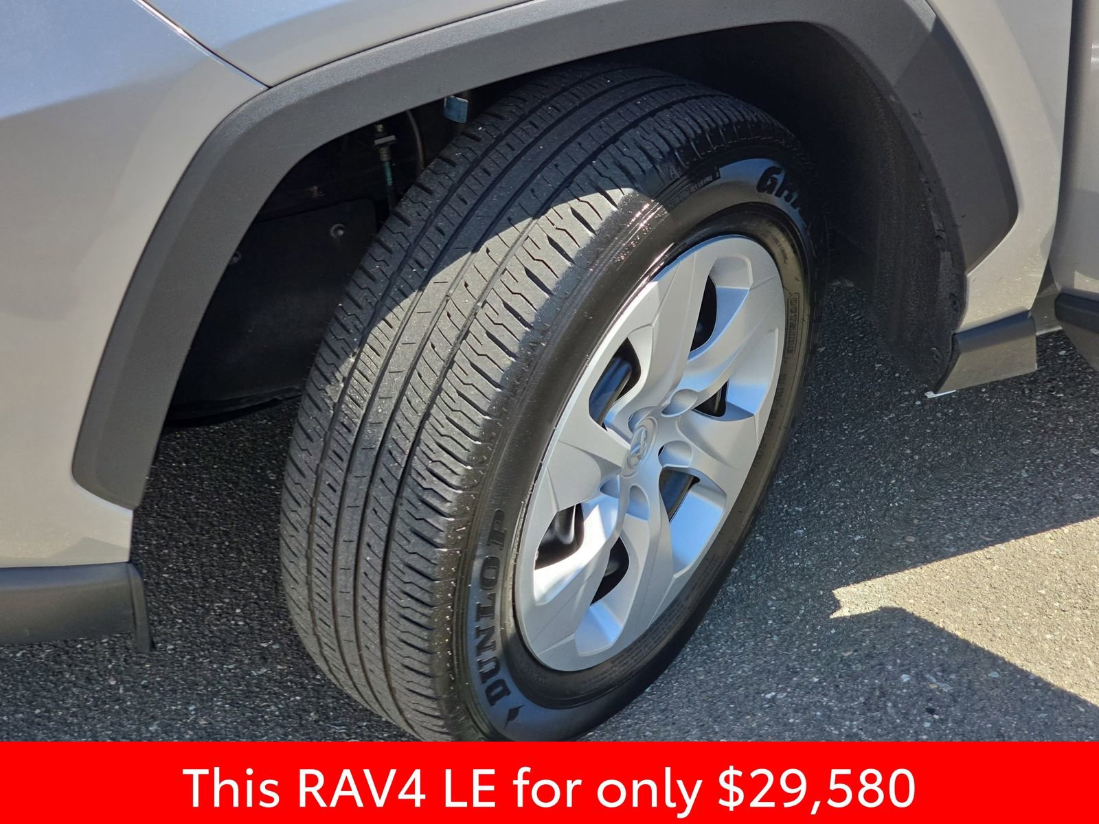 Used 2024 Toyota RAV4 LE FWD image 37