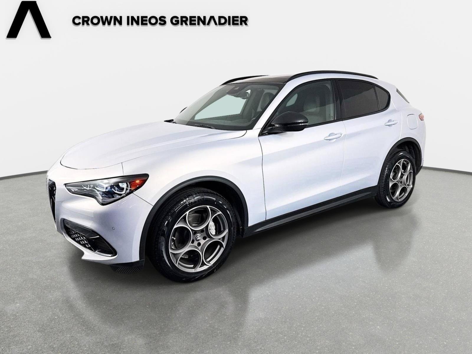 Used 2025 Alfa Romeo Stelvio Sprint AWD/4WD image 1