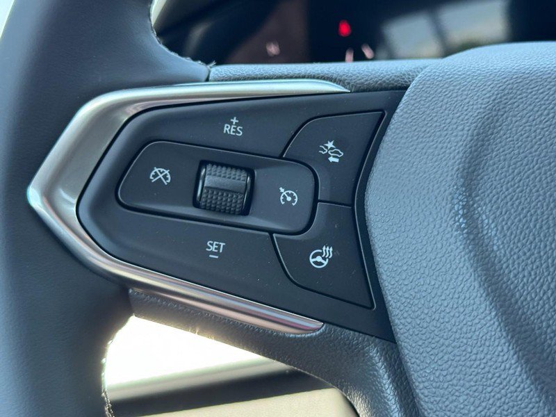 New 2026 Chevrolet Trax LT w/ Driver Confidence Package FWD image 29