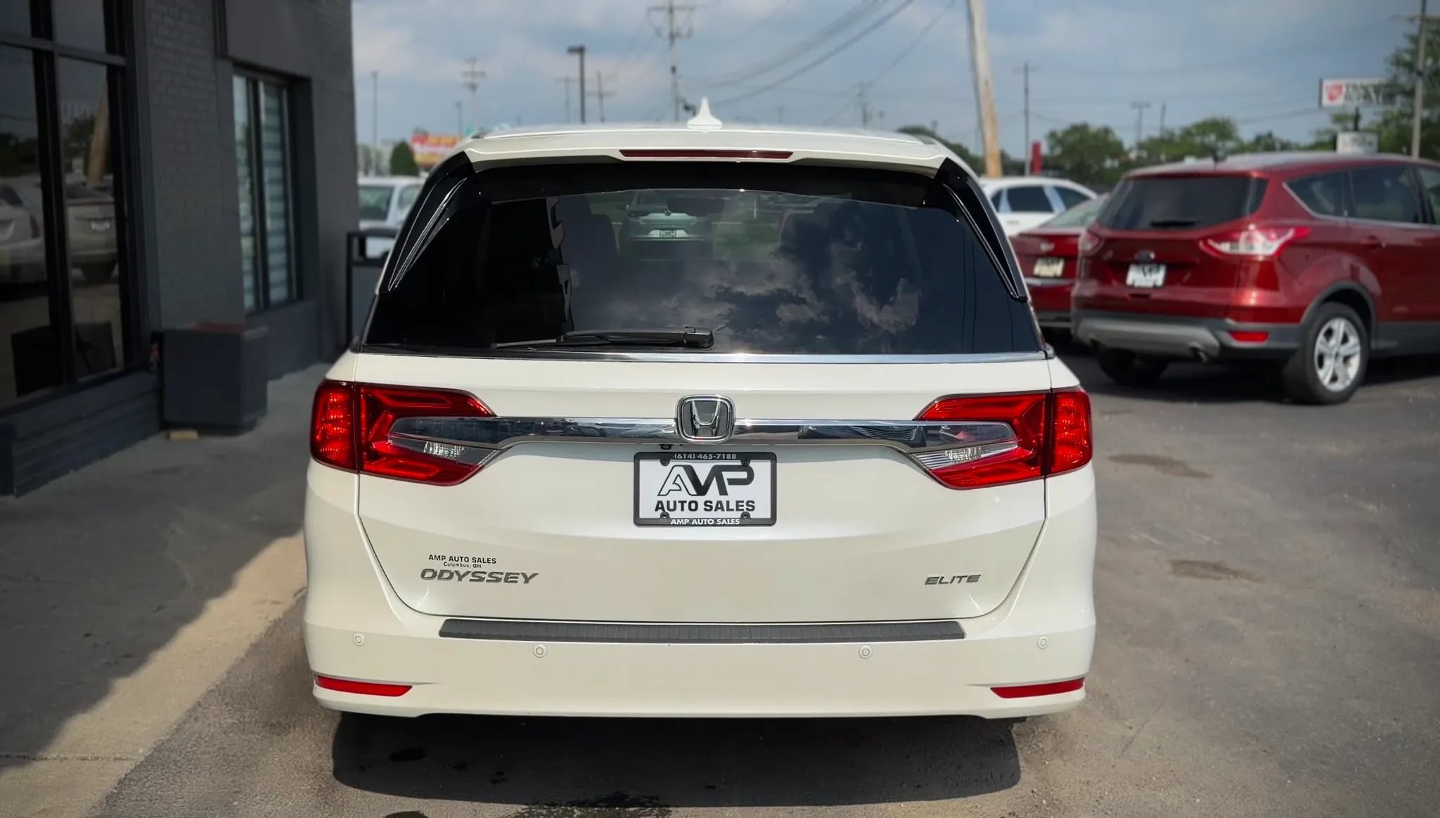 Used 2018 Honda Odyssey Elite image 3