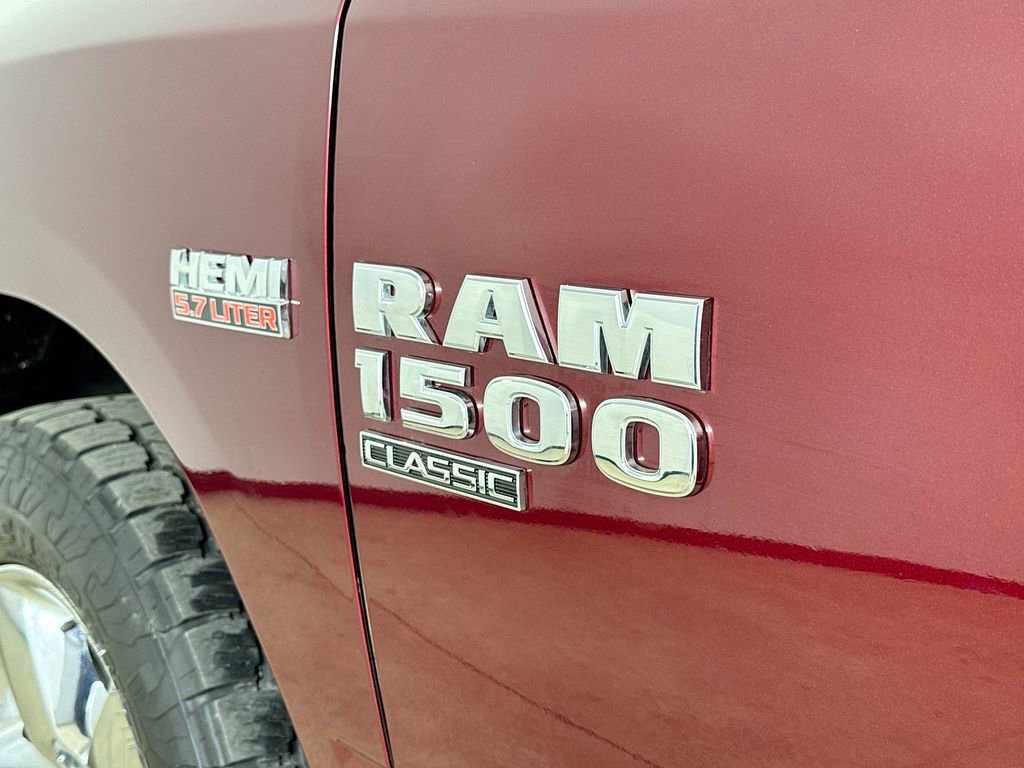 Used 2022 RAM 1500 Classic SLT image 27