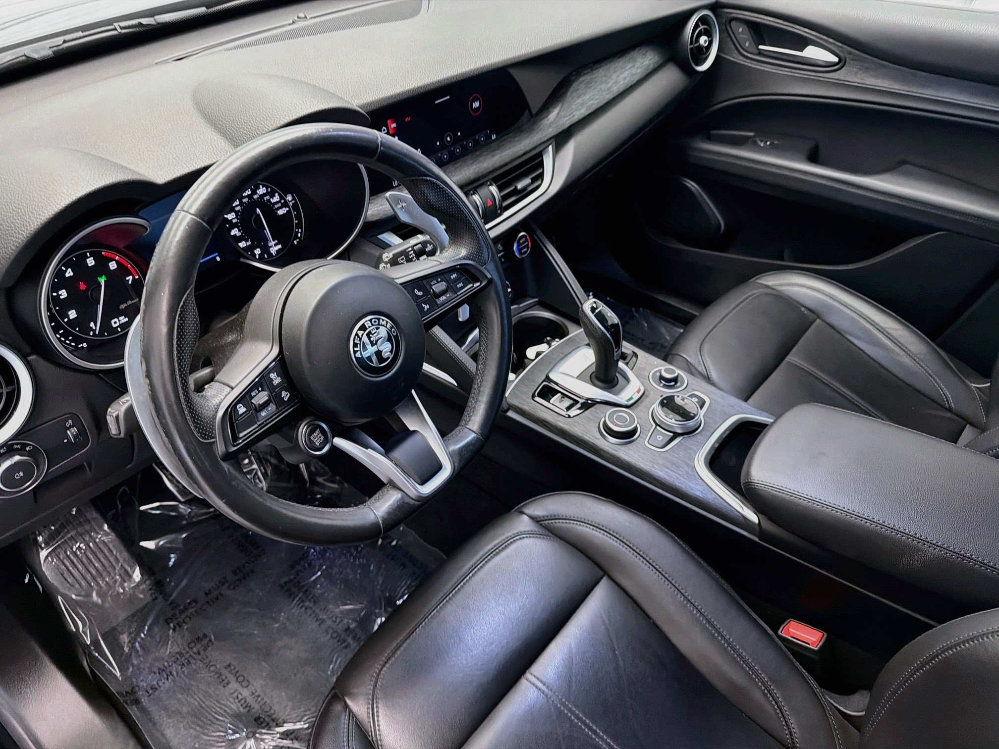 Used 2023 Alfa Romeo Stelvio Sprint RWD image 7