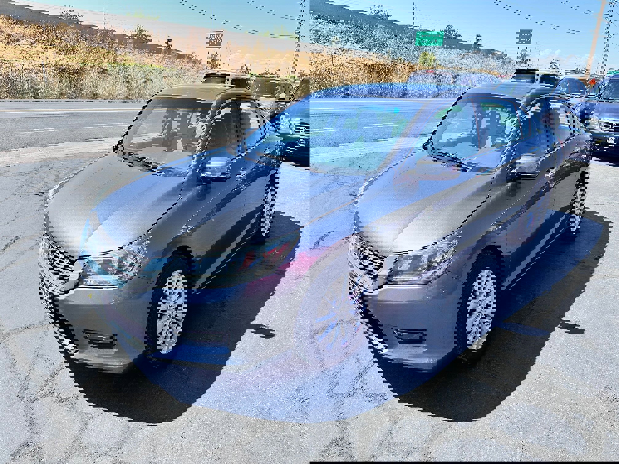 Used 2014 Honda Accord EX image 2