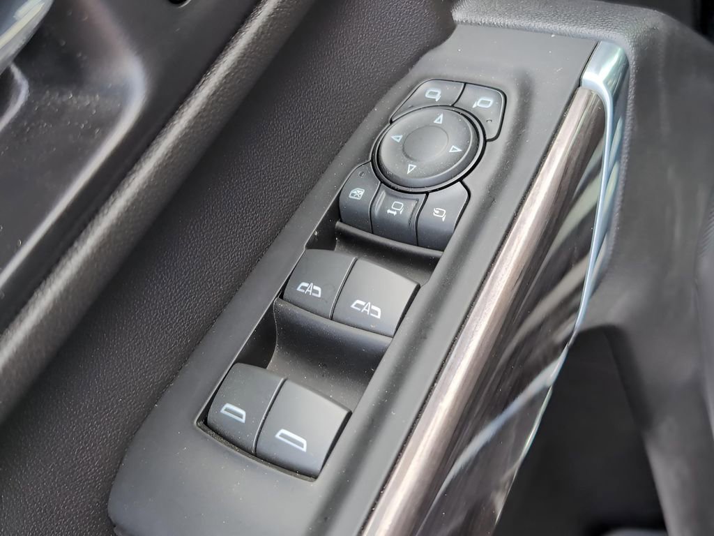 Used 2022 Chevrolet Silverado 2500 LTZ w/ Z71 Off-Road Package image 12