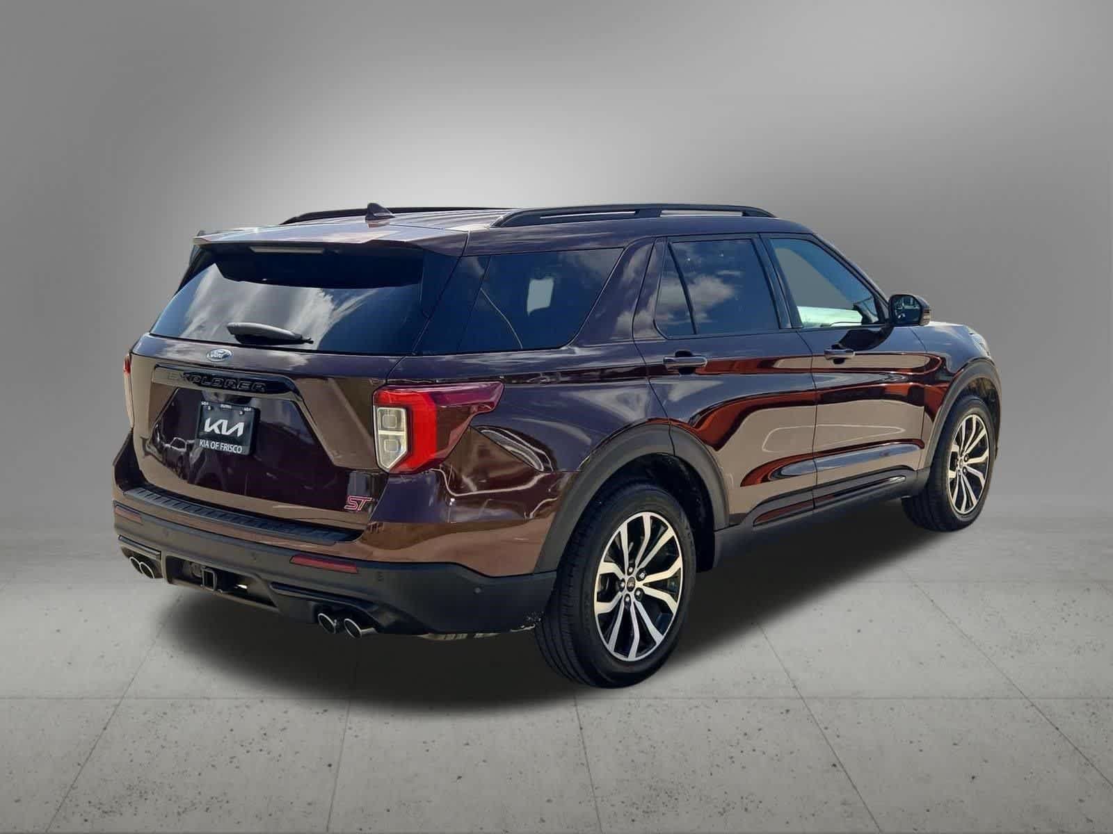 Used 2020 Ford Explorer ST w/ Premium Technology Package AWD/4WD image 6