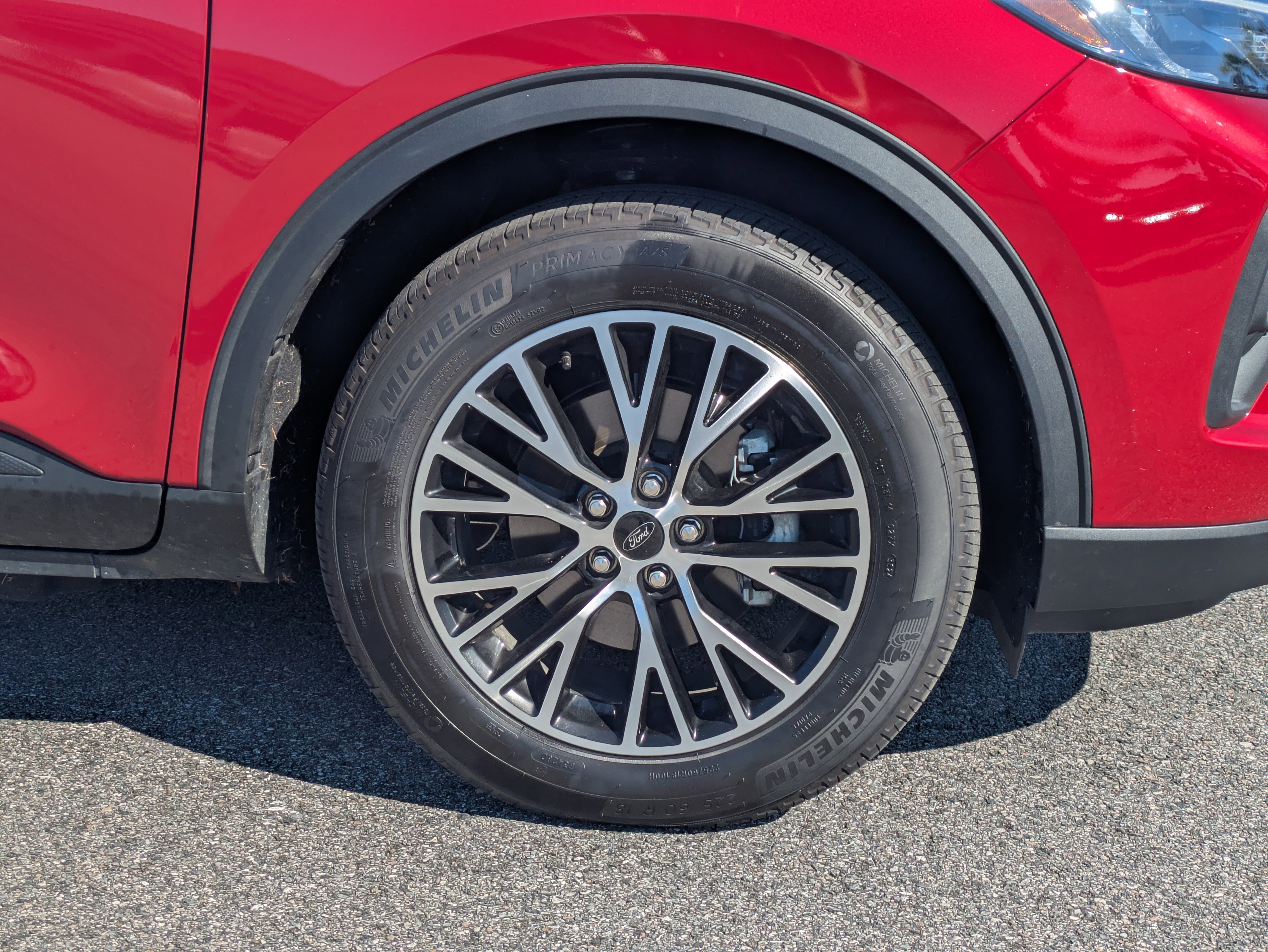 Used 2025 Ford Escape SE w/ PHEV Premium Package image 11