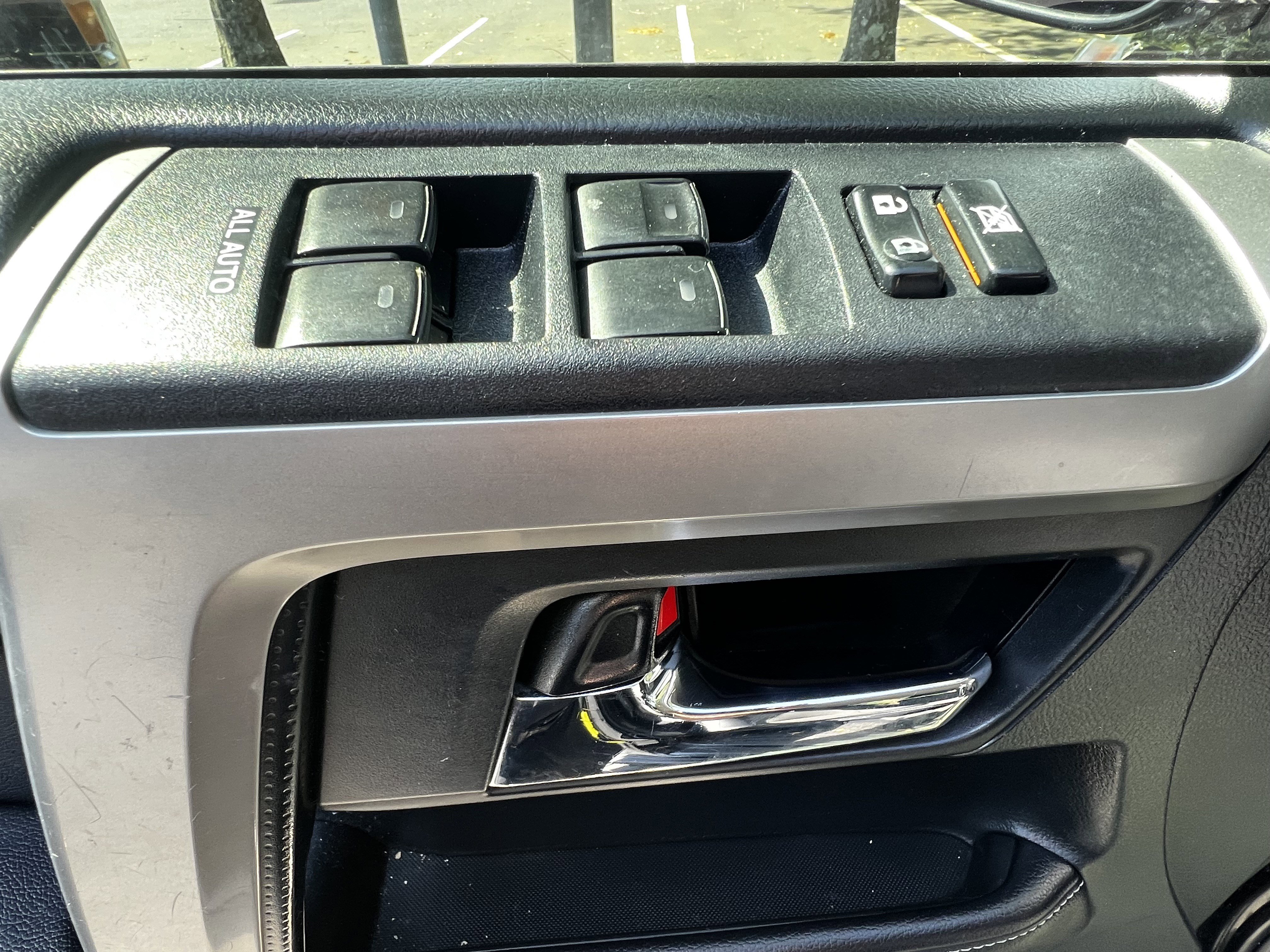 Used 2016 Toyota 4Runner SR5 Premium RWD image 14