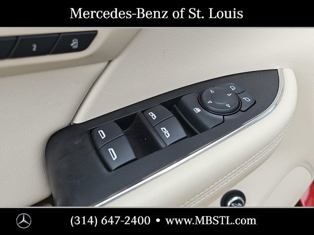 Used 2023 Buick Envision Avenir image 17