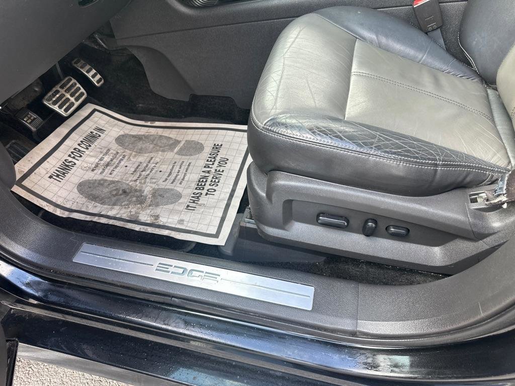 Used 2013 Ford Edge Sport w/ Driver Entry Pkg image 36