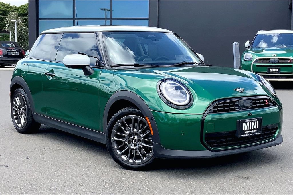 Used 2025 MINI Cooper S FWD image 1