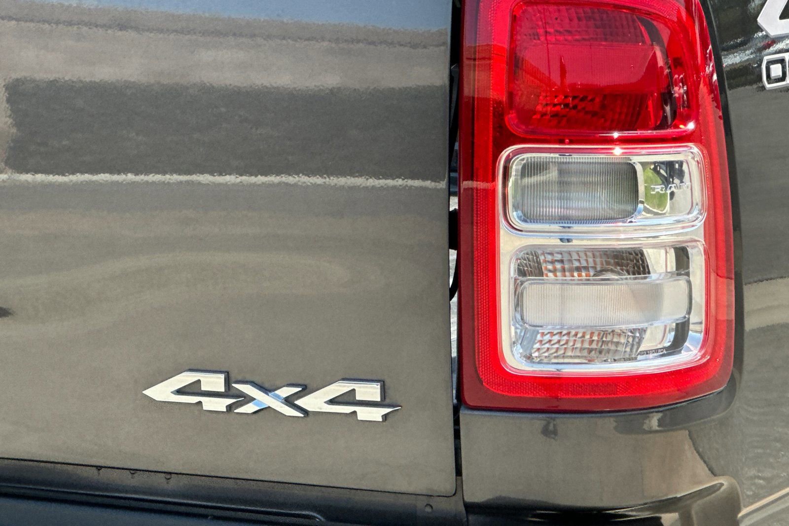 Used 2021 RAM 2500 Big Horn w/ Level 1 Equipment Group AWD/4WD image 28