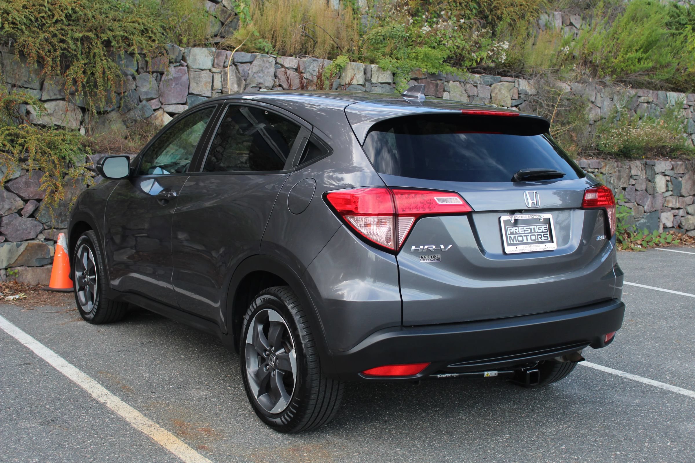 Used 2018 Honda HR-V EX image 7