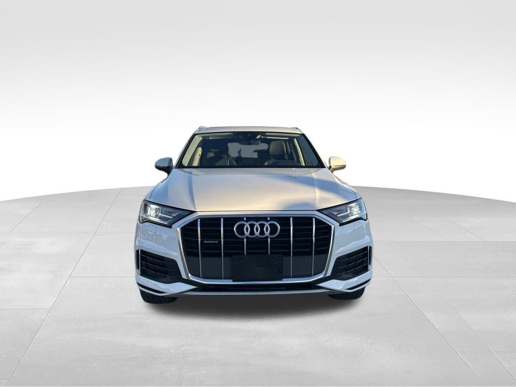 Used 2023 Audi Q7 2.0T Premium w/ Towing Package image 8