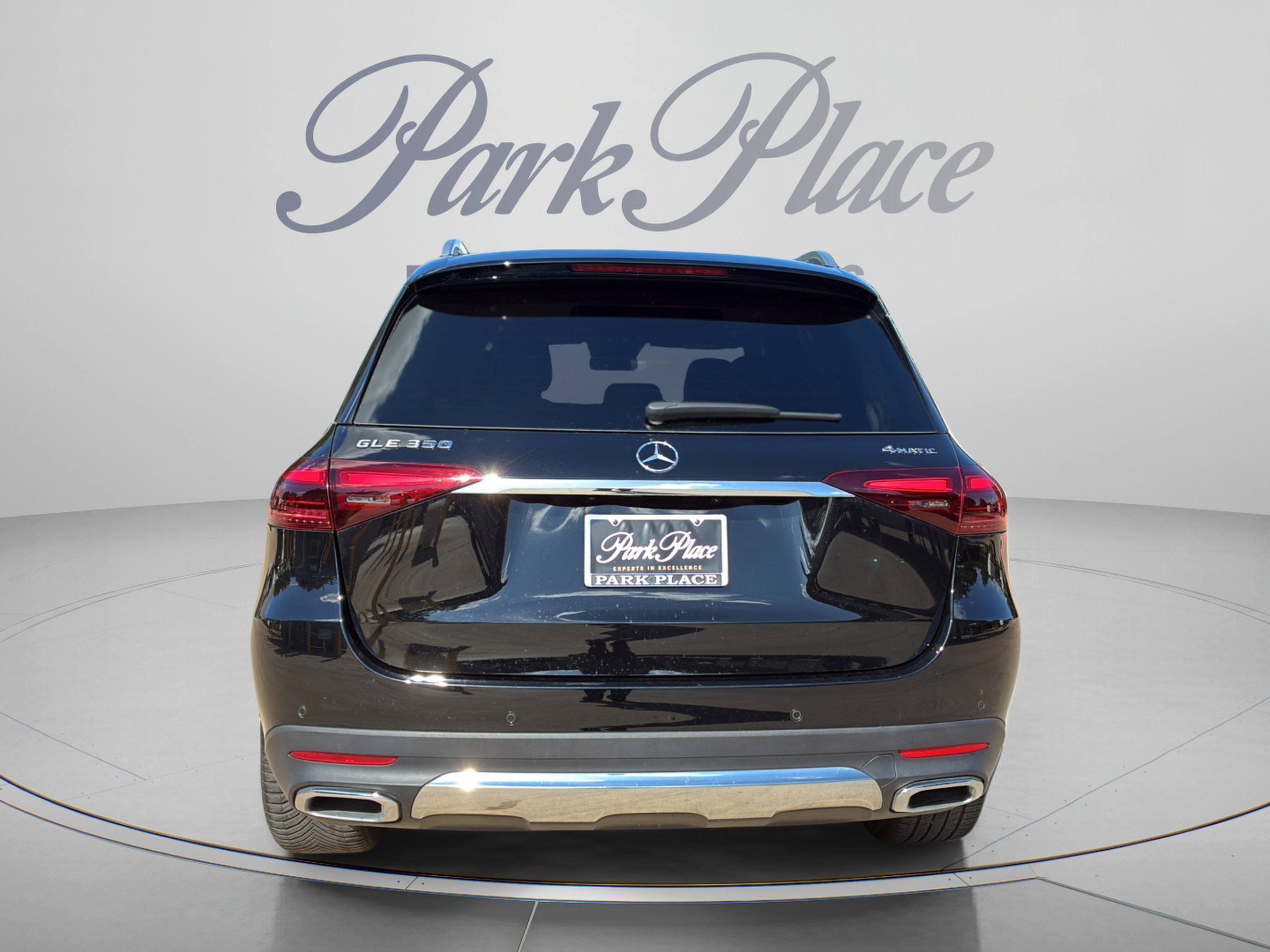 Used 2025 Mercedes-Benz GLE 350 4MATIC image 4