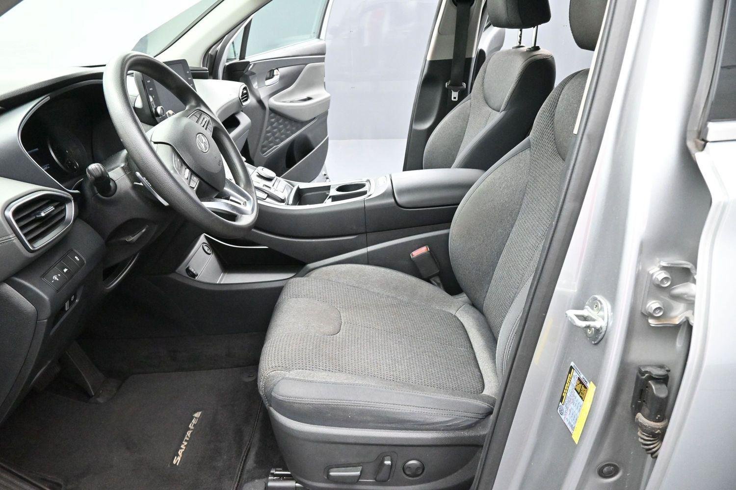 Used 2021 Hyundai Santa Fe SEL FWD image 12