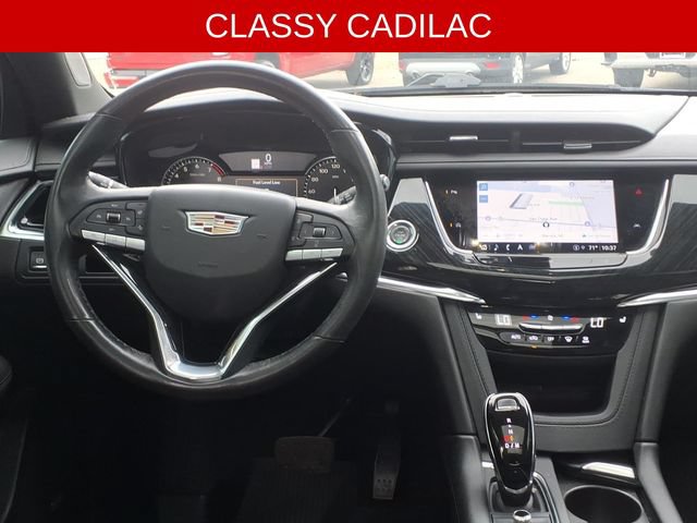 Used 2021 Cadillac XT6 Premium Luxury w/ LPO, Floor Liner Package AWD/4WD image 11