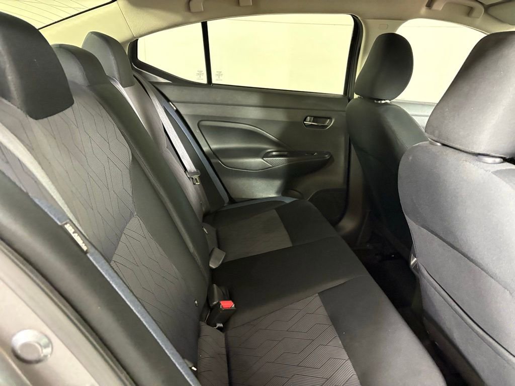 Used 2023 Nissan Versa SV image 16