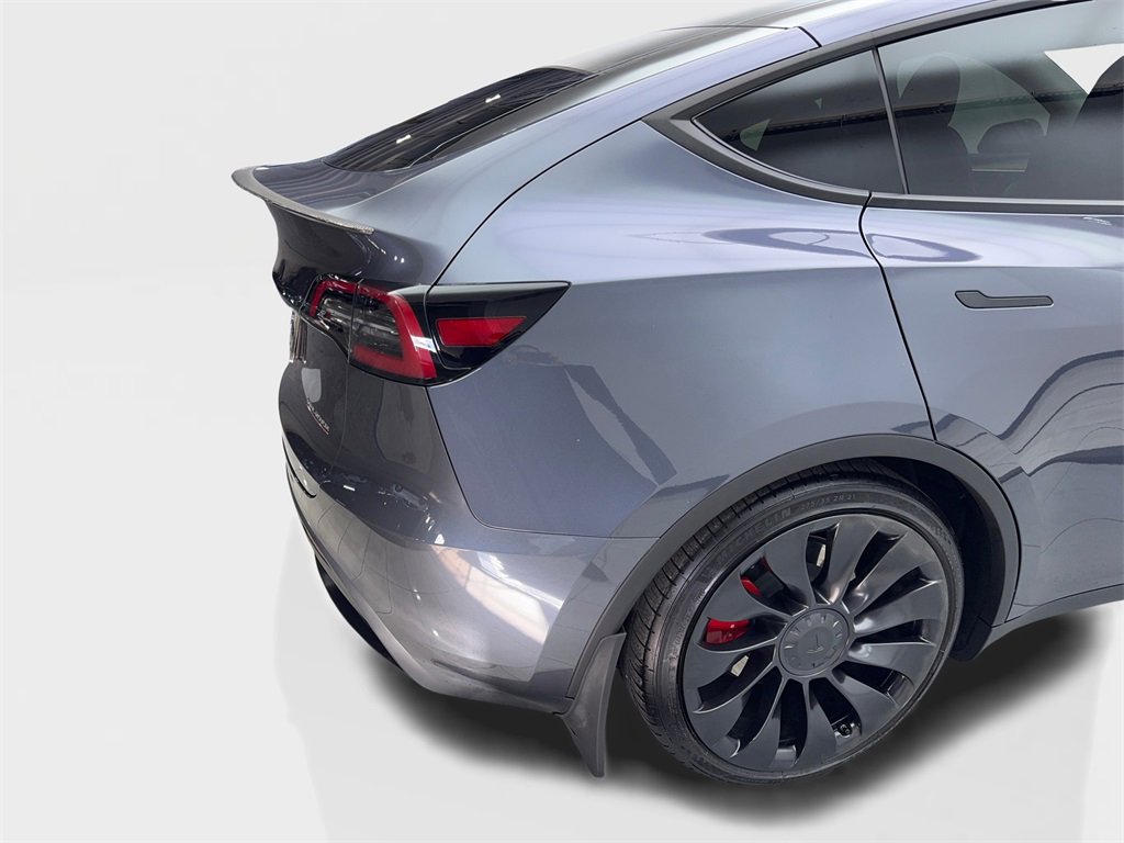 Used 2023 Tesla Model Y Performance image 16