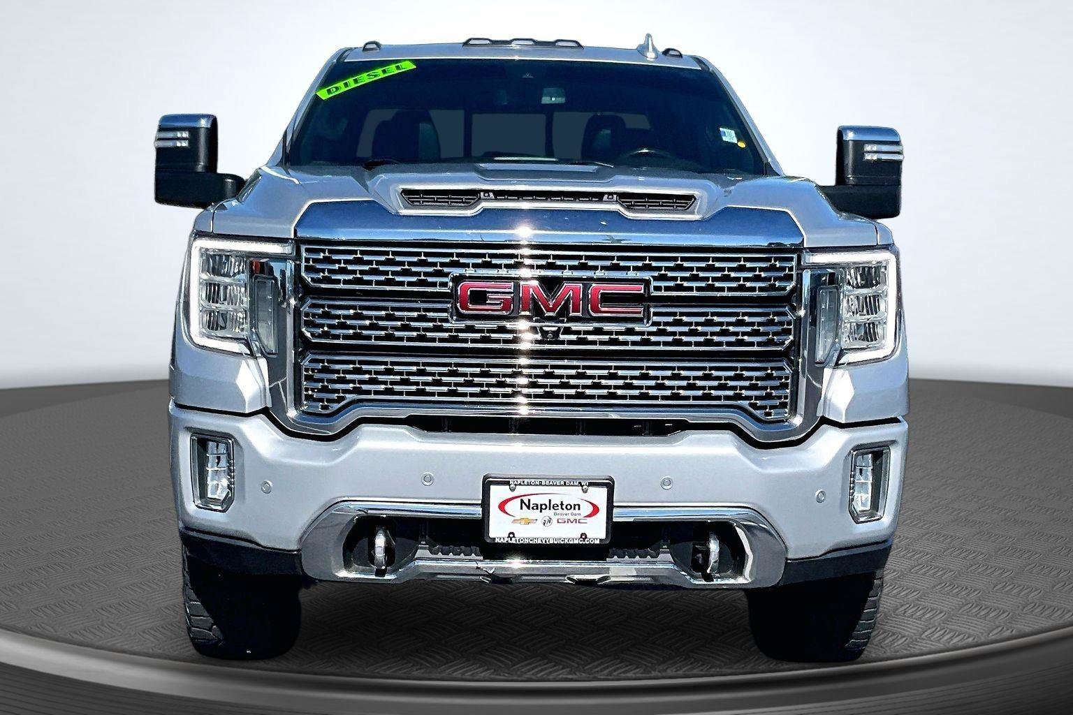 Used 2021 GMC Sierra 2500 Denali AWD/4WD image 3