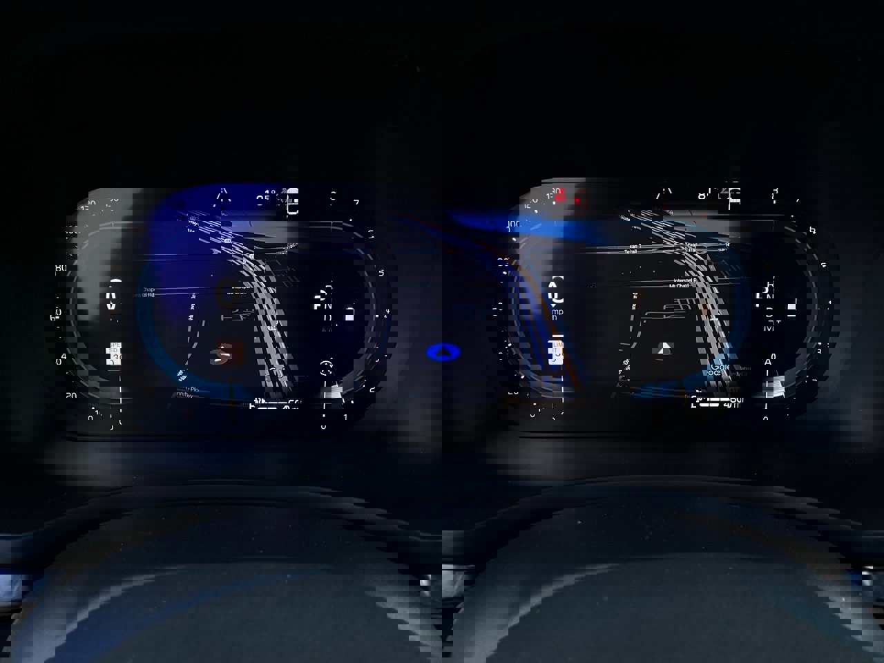 Used 2025 Volvo V60 B5 Cross Country Plus image 38