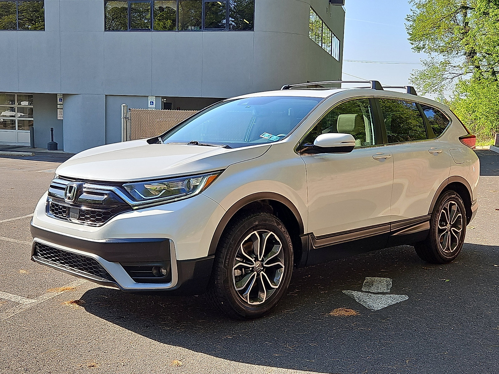 Used 2021 Honda CR-V EX-L image 3