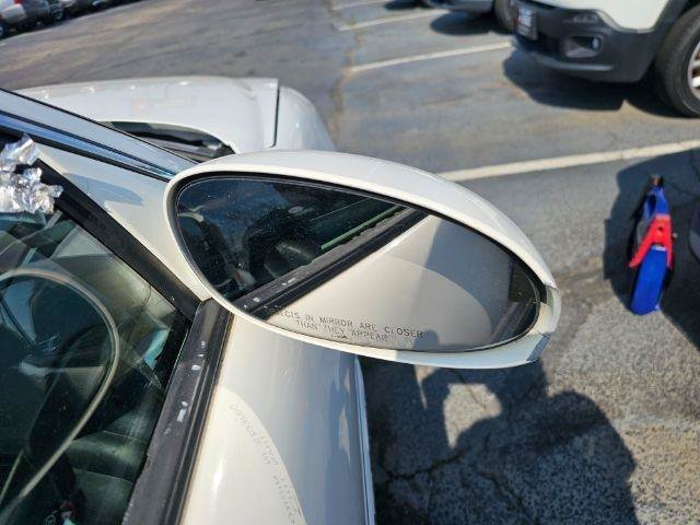 Used 2001 Buick Century Custom w/ Premium Pkg FWD image 28