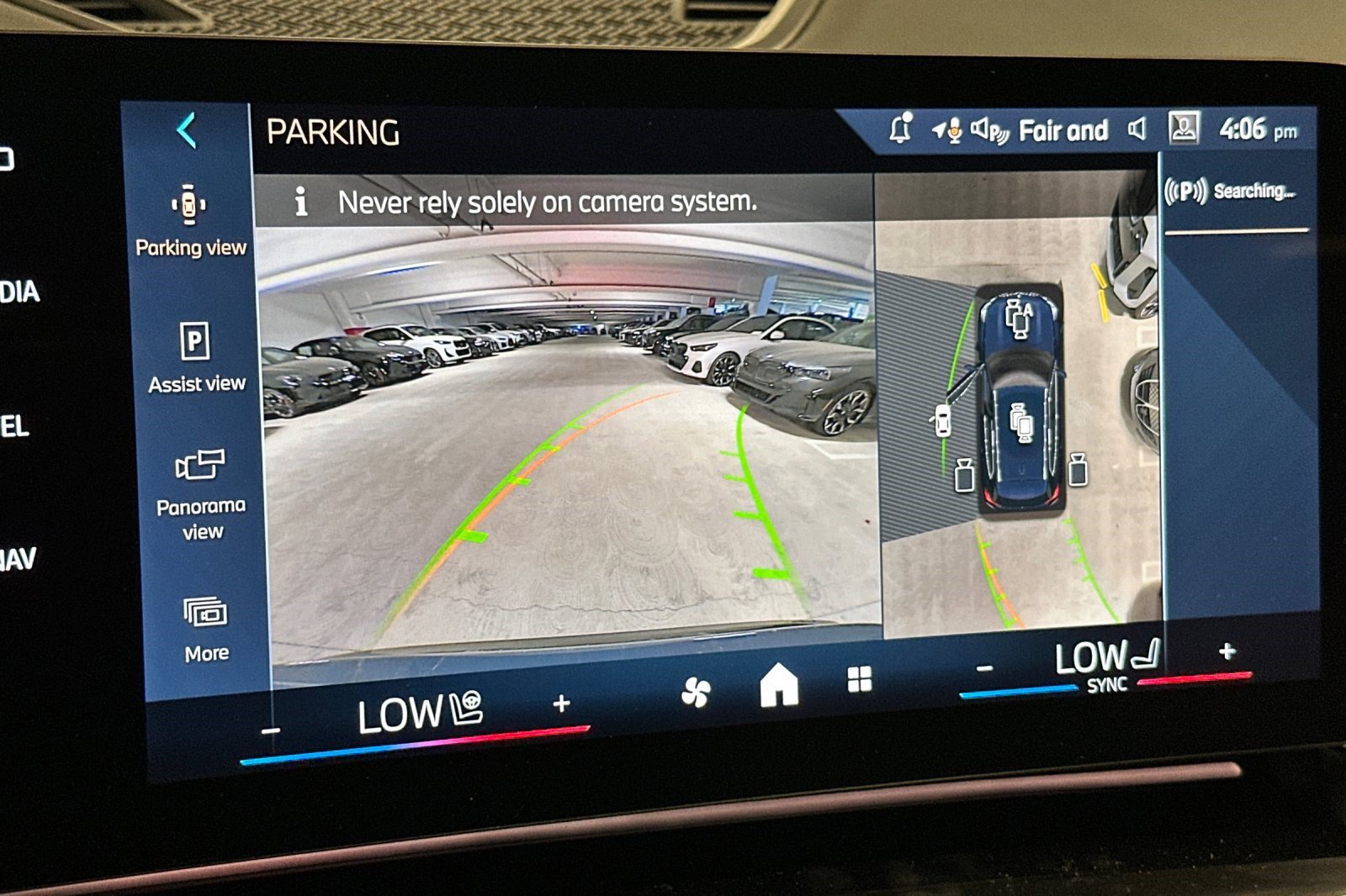 New 2026 BMW X1 xDrive28i w/ Technology Package AWD/4WD image 19