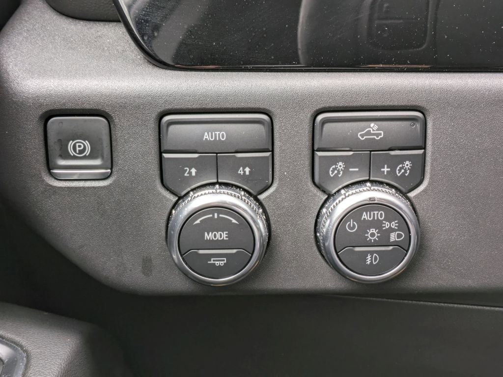 Certified 2025 GMC Sierra 1500 Elevation image 16