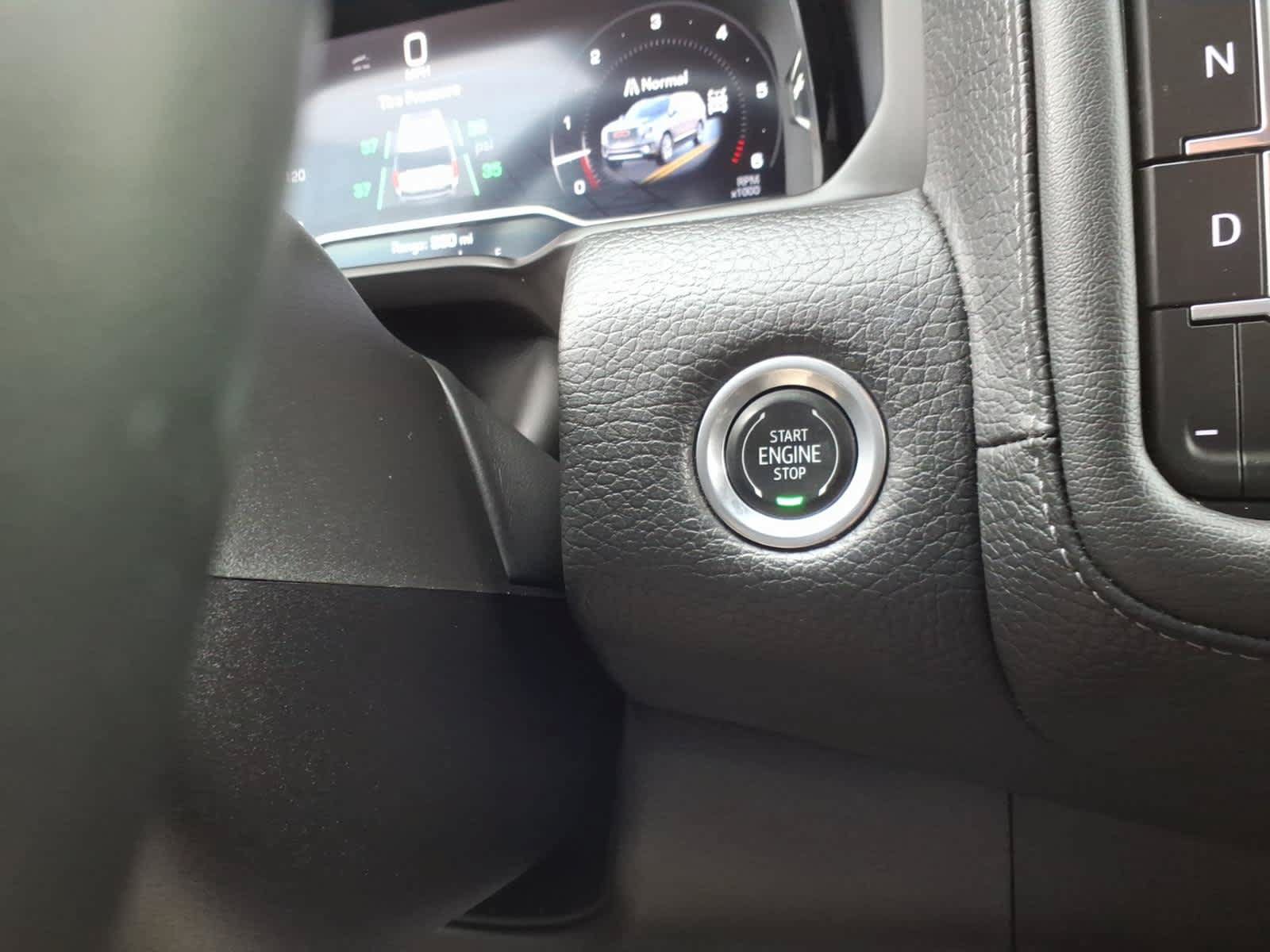 Used 2024 GMC Yukon Denali AWD/4WD image 22