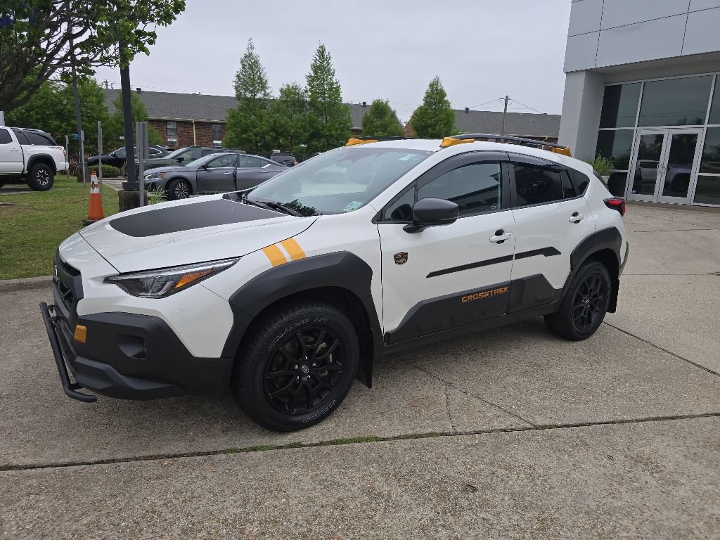 Used 2024 Subaru Crosstrek 2.5i Wilderness w/ Crosstrek Mirror Package AWD/4WD image 11