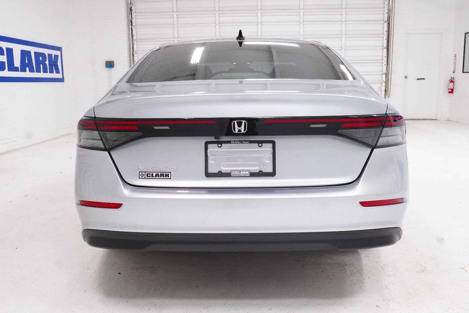 Used 2026 Honda Accord SE image 30