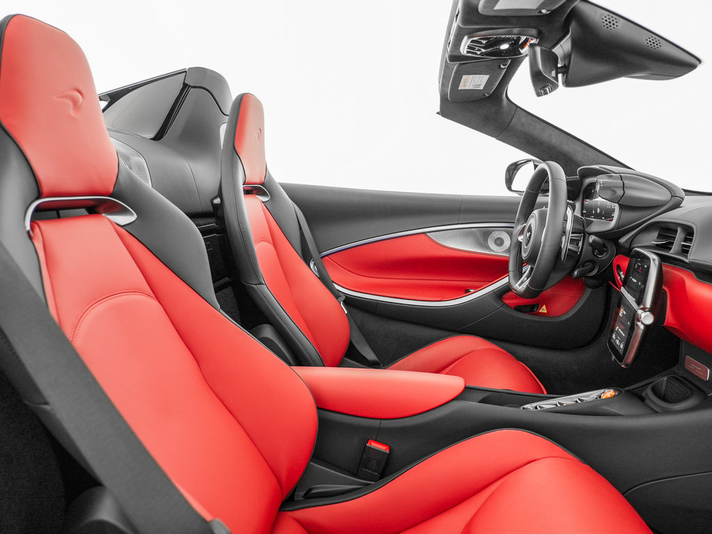 New 2026 McLaren Artura Spider RWD image 18