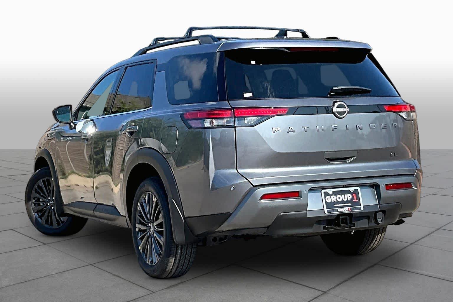 New 2026 Nissan Pathfinder SL FWD image 7