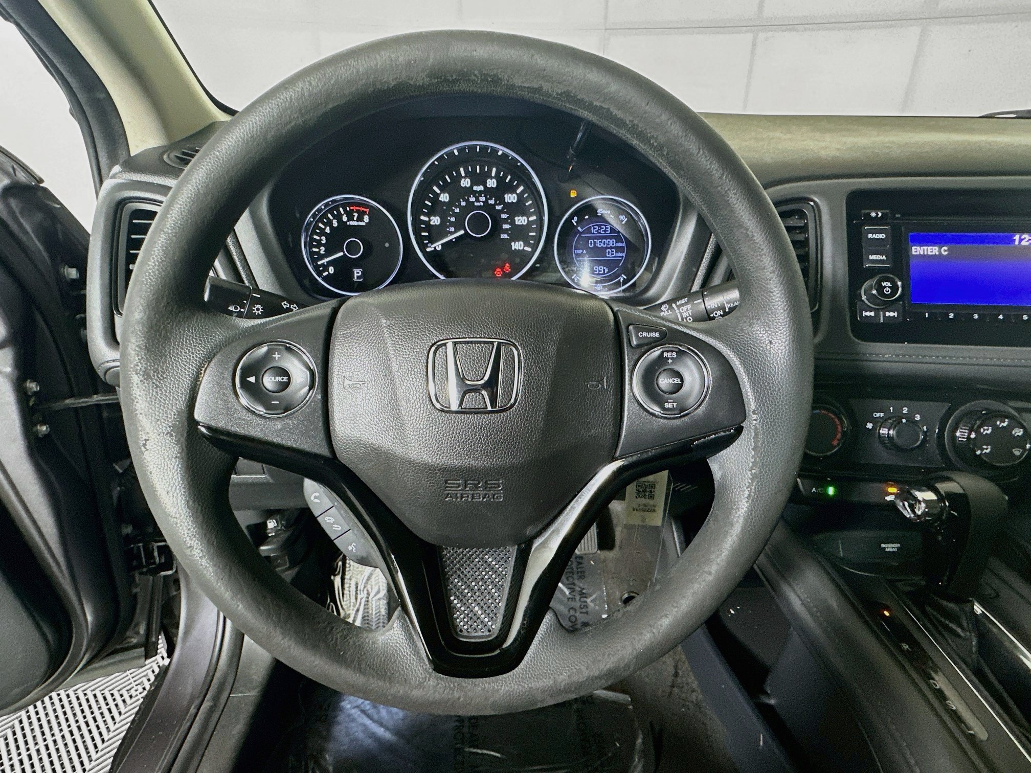 Used 2021 Honda HR-V LX image 15