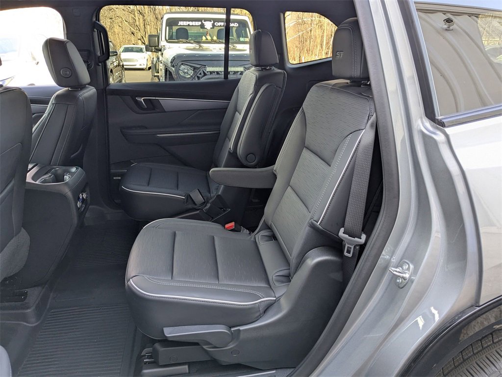 New 2025 Buick Enclave Sport Touring w/ LPO, Floor Liner Package image 22